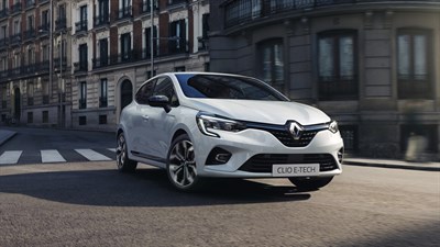 Clio E-TECH - driving